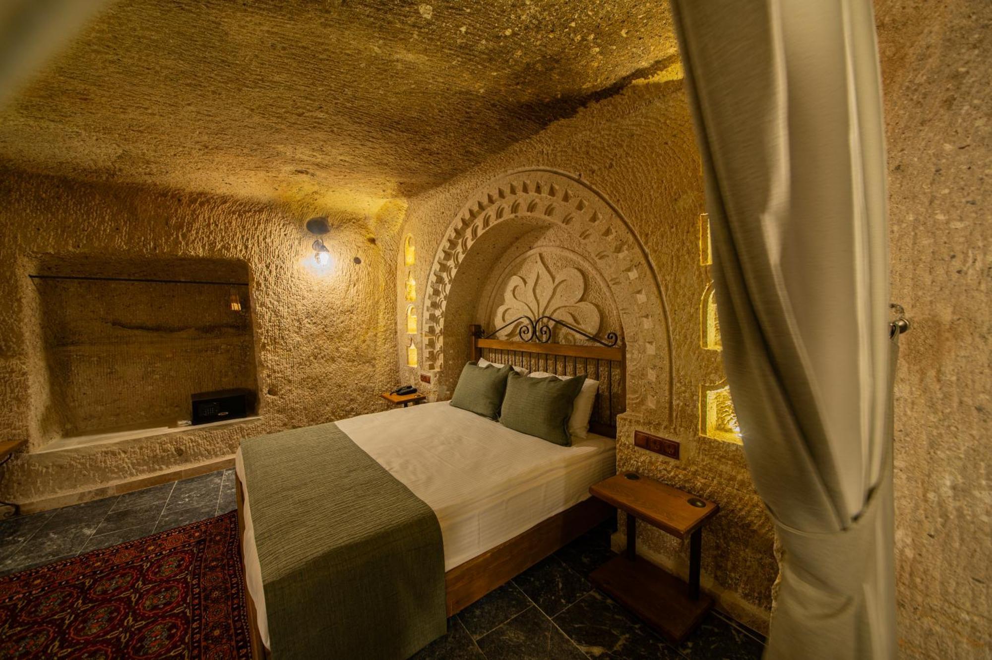 Ares Cave Suites Göreme Ngoại thất bức ảnh