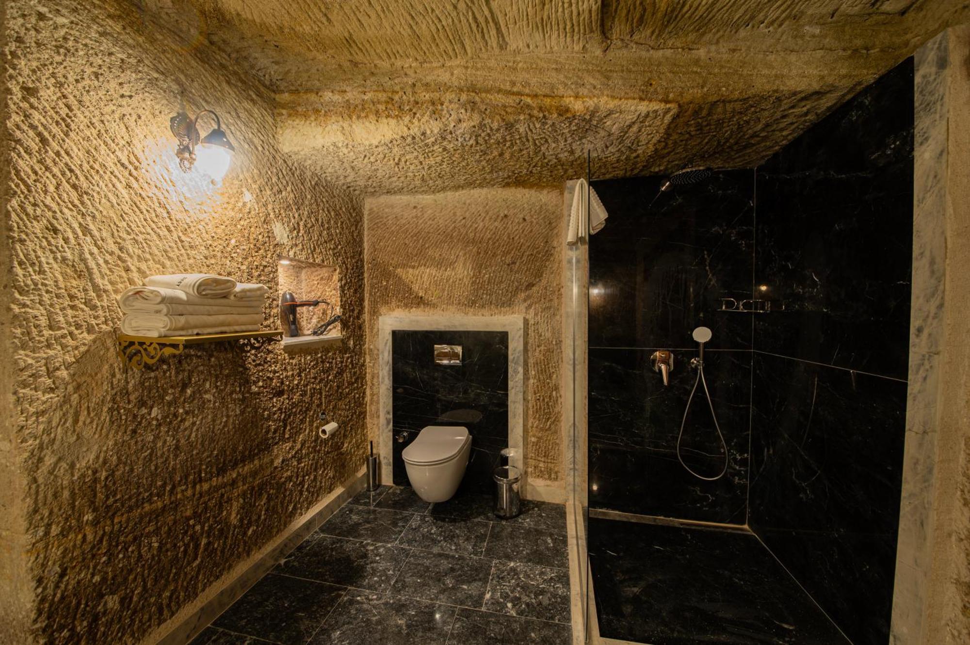 Ares Cave Suites Göreme Ngoại thất bức ảnh