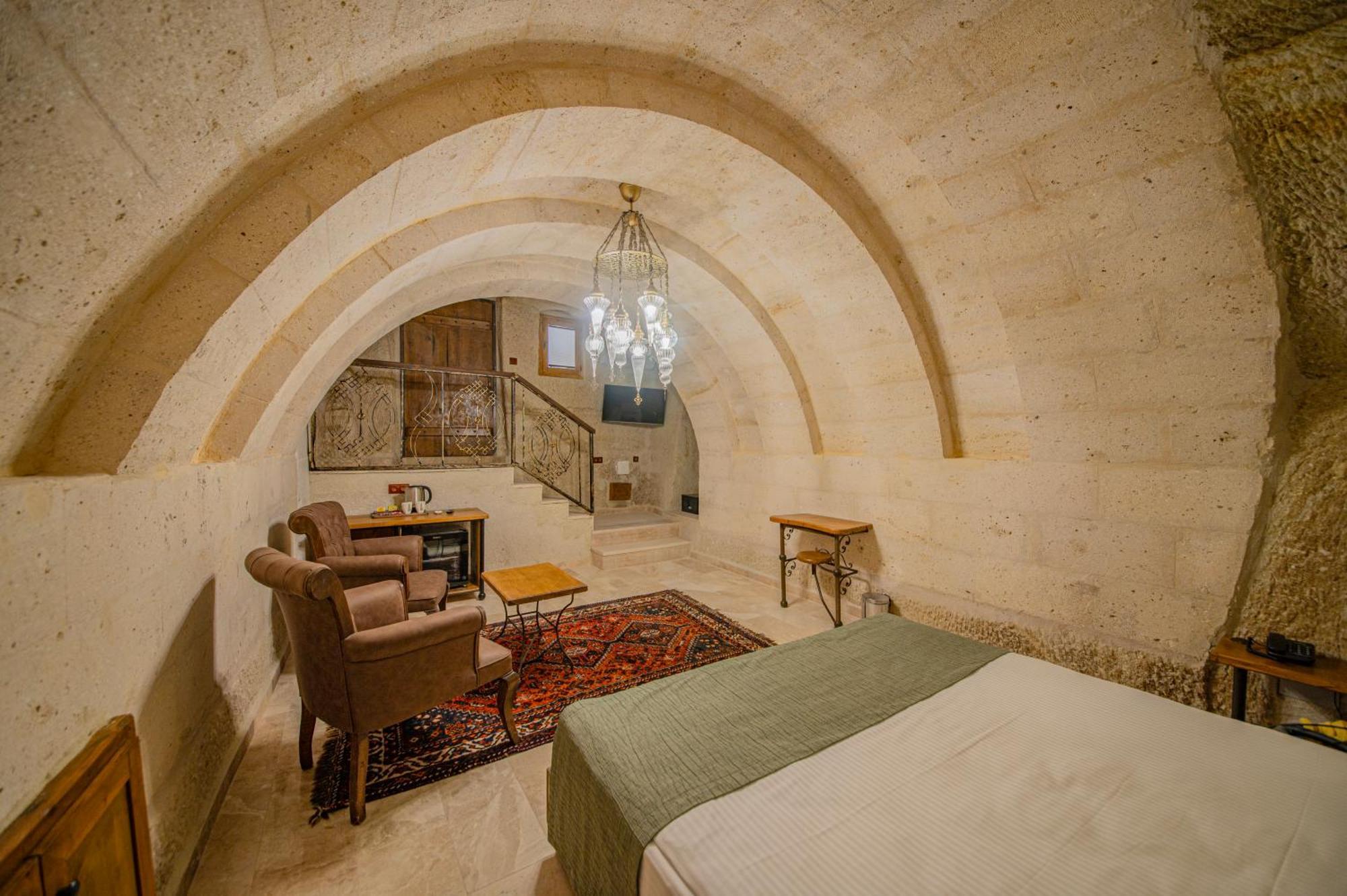 Ares Cave Suites Göreme Ngoại thất bức ảnh