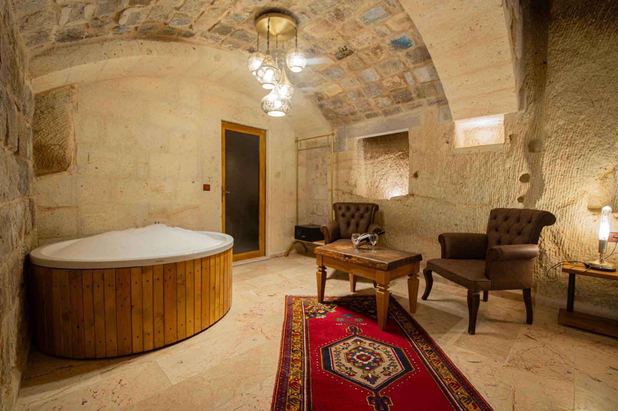 Ares Cave Suites Göreme Ngoại thất bức ảnh