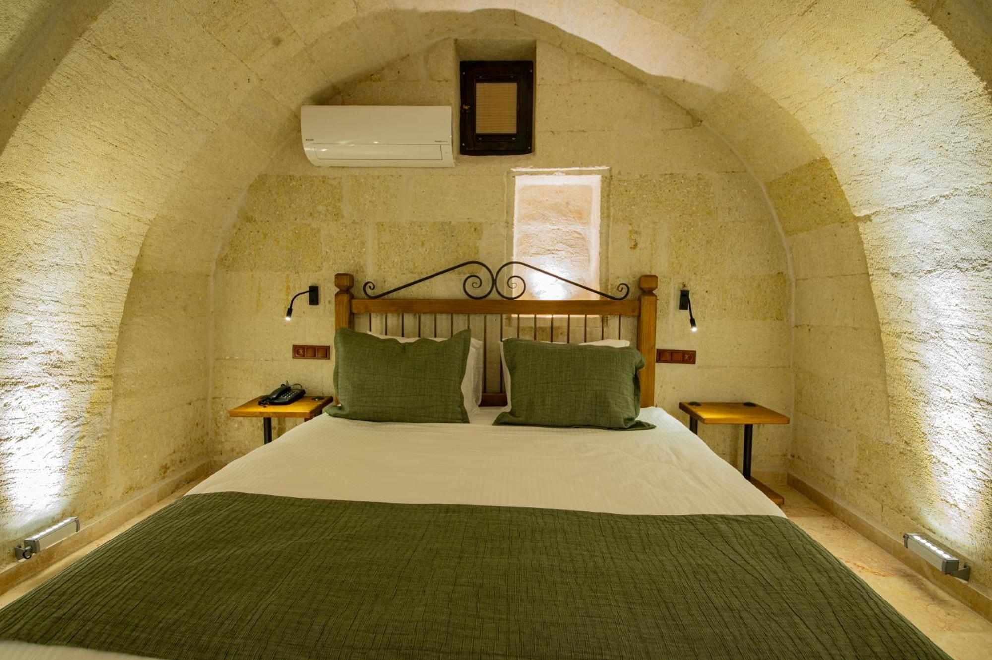 Ares Cave Suites Göreme Ngoại thất bức ảnh