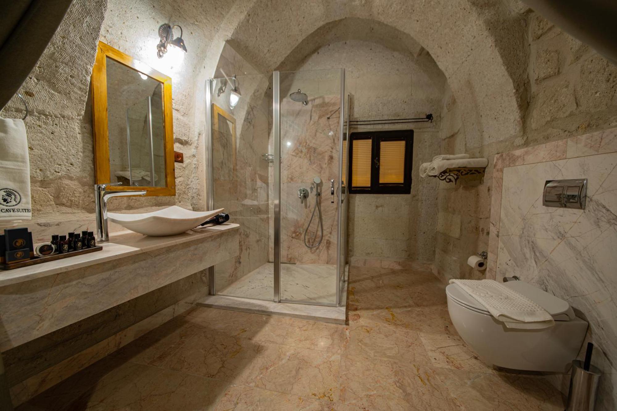Ares Cave Suites Göreme Ngoại thất bức ảnh