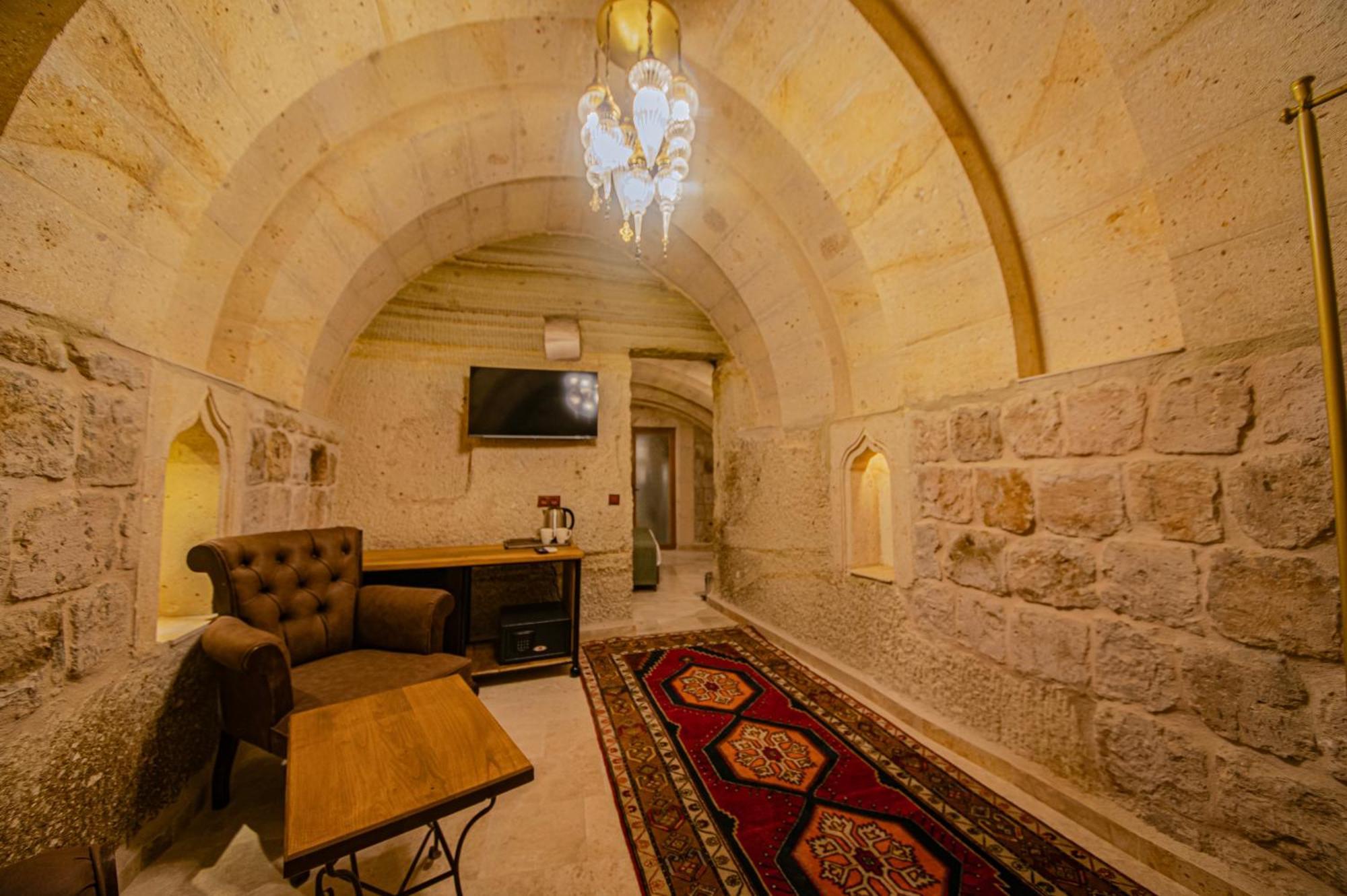 Ares Cave Suites Göreme Ngoại thất bức ảnh
